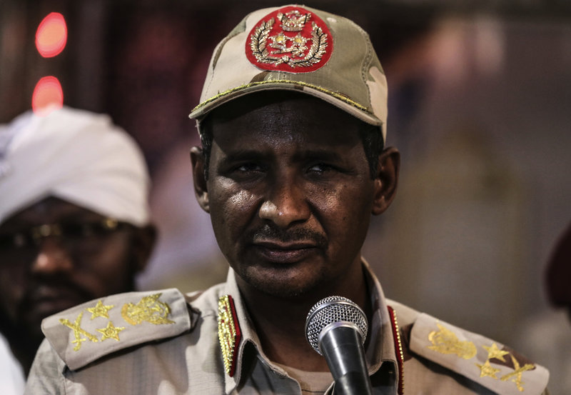 RSF-ledaren och generalen Mohamed Hamdan Dagalo, också känd som Hemedti, på bild från 2019.