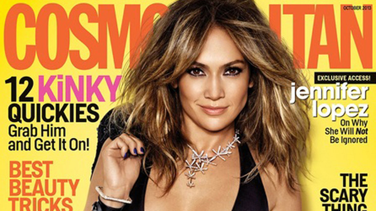 Jennifer Lopez visar magrutorna på omslaget till Cosmopolitan. 