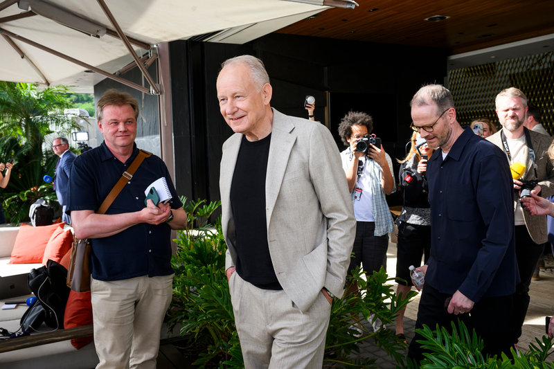Mediebevakningen är hård inför söndagens Oscarsgala. Stellan Skarsgård och regissören Joachim Trier.