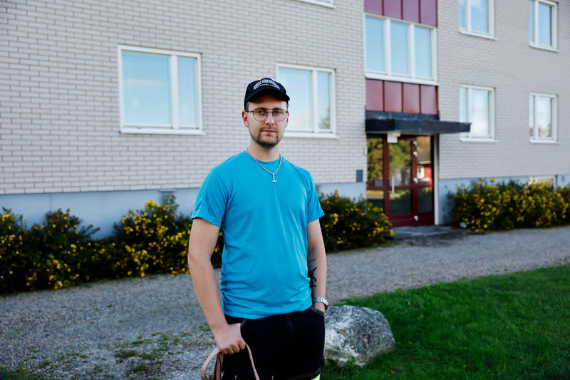 Grannen Roger Norin Wiik, dagen efter ambulansdådet i Harmånger.