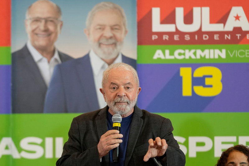 Kandidaten och tidigare preisdenten Luiz Inácio 'Lula' da Silva fick störst stöd i första valomgången.