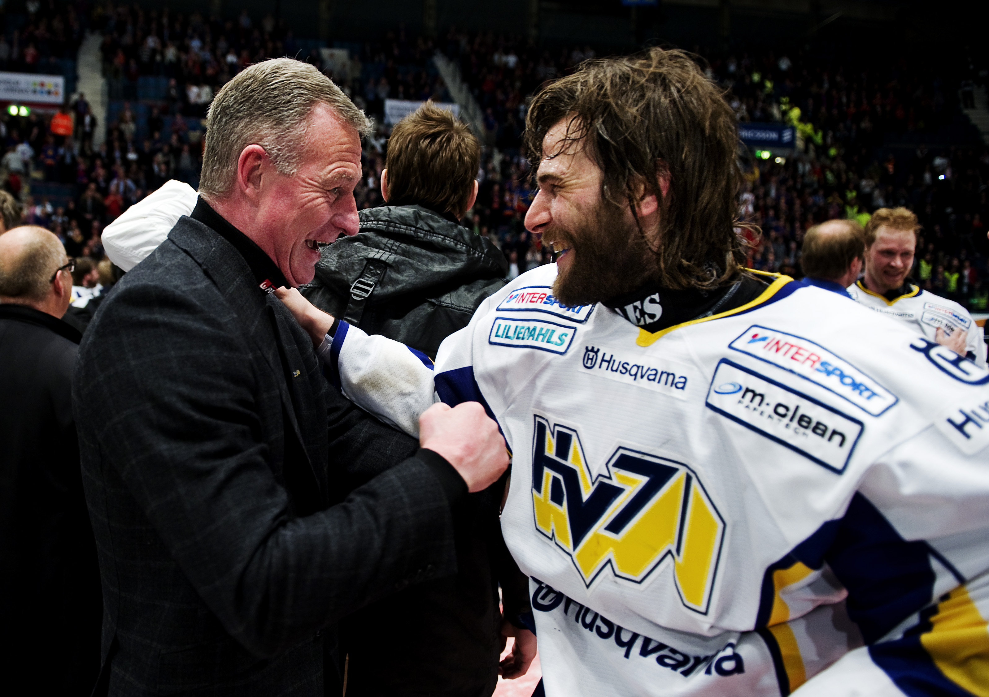 I fjol vann HV71 och Janne Karlsson SM-guld.