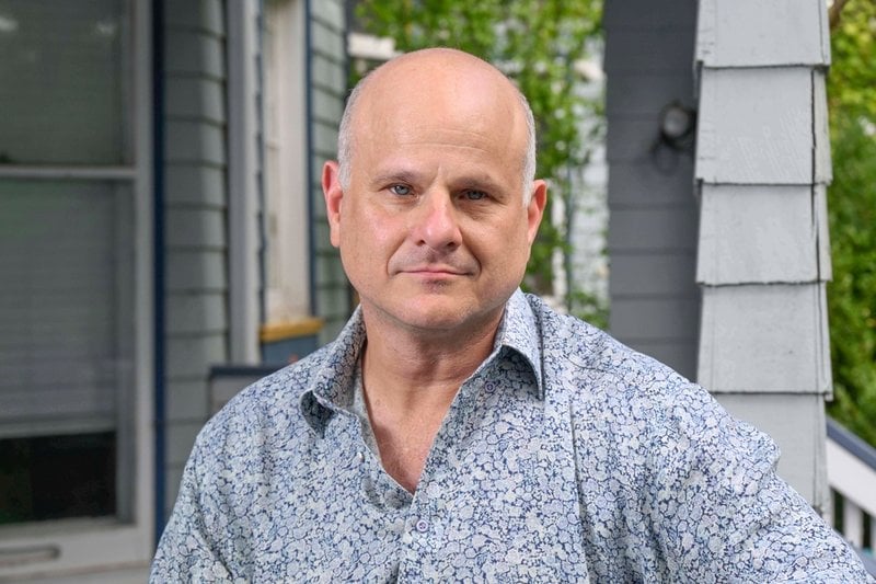 Utvecklingsekonomen och professorn Dean Karlan, fotograferad i sin bostad i Evanston i Illinois i september. Karlan var tidigare biståndsmyndigheten USAID:s chefsekonom.