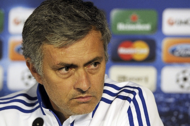 José Mourinho vill återvända till England.