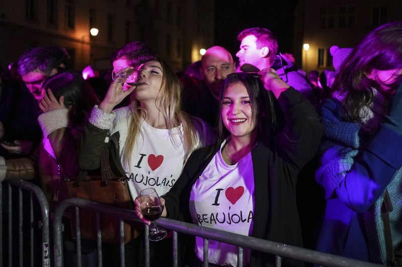 Festligheter i Lyon. Foto: Laurent Cipriani/AP/TT