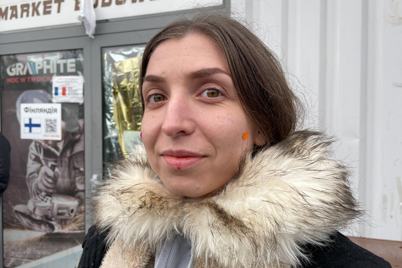 Den 27-åriga studenten Marina Rosova, är en av tusentals ukrainare som har flytt från krigshärjade Mykolajiv i södra Ukraina till Polen.