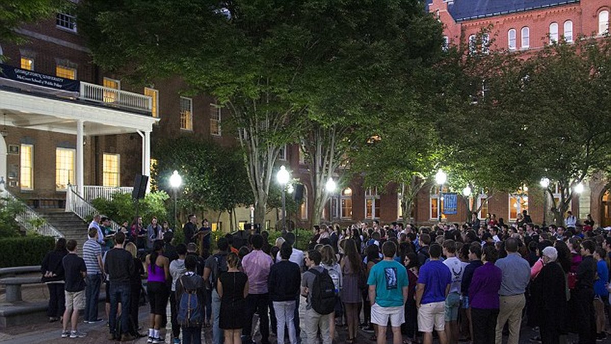 I tisdags kväll hölls det en minnescermoni på Georgetown universitet.