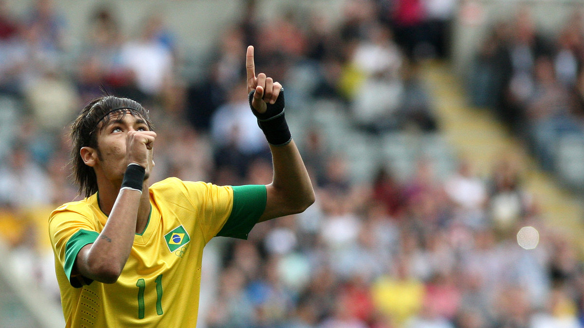 Inte bara konstiga frisyrer: Det finns en anledning bakom Neymar-hajpen också. 