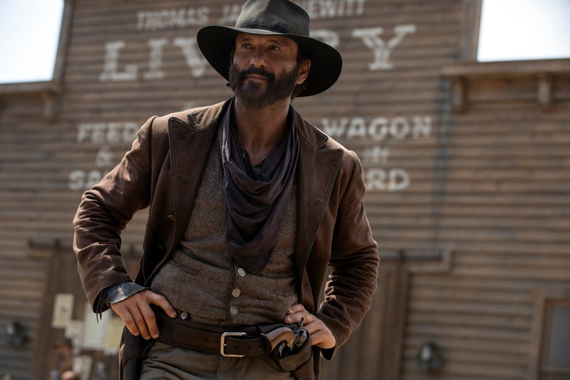 Tim McGraw som Jim Dutton i '1883'. Pressbild.