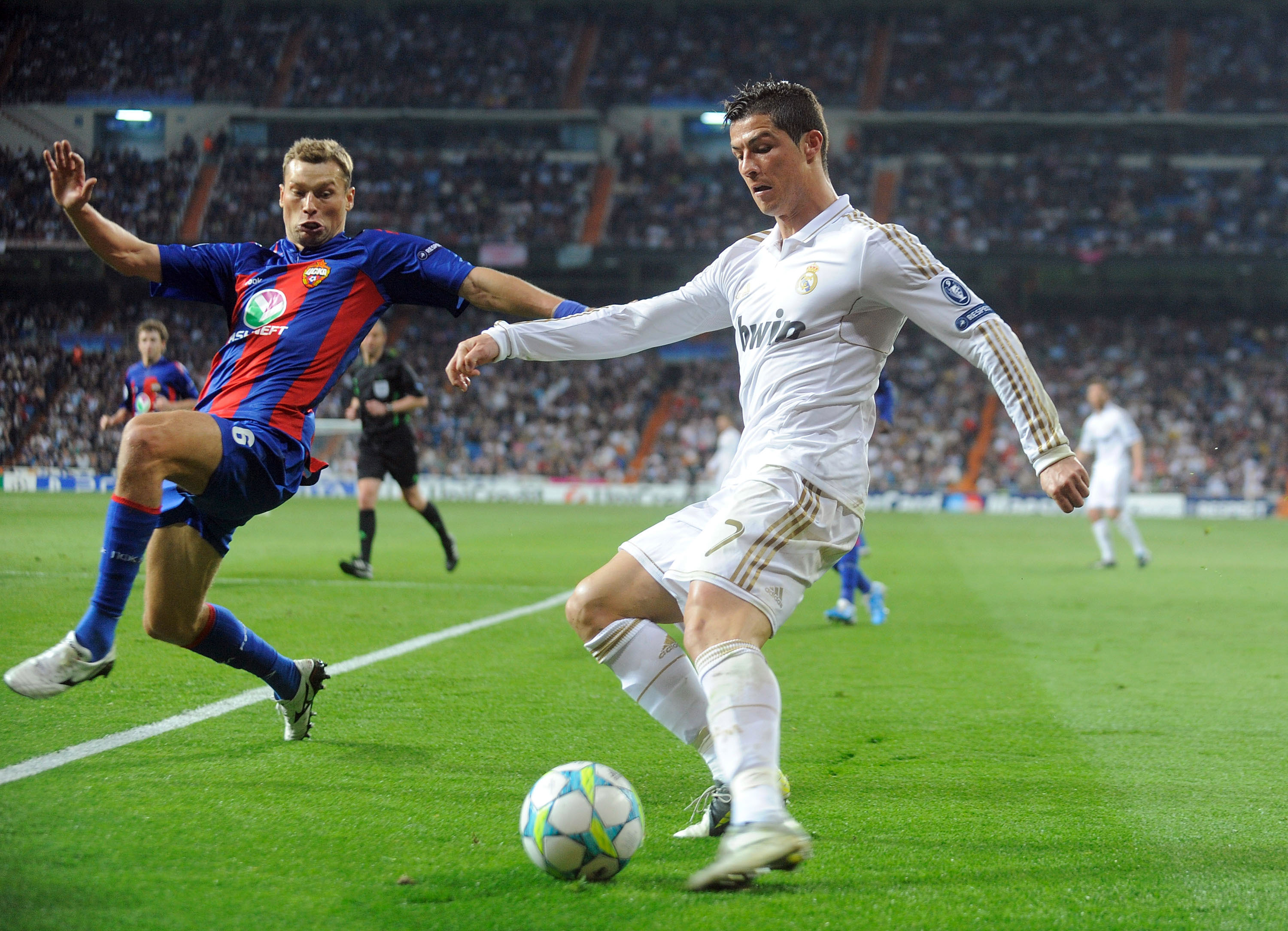 Lika bra gick det dock inte för ryssarna i returmötet. Real Madrid fick det hyfsat svårt men de kunde ändå vinna med 4-1. Lika bra gick det dock inte för ryssarna i returmötet. Real Madrid fick det hyfsat svårt men de kunde ändå vinna med 4-1.