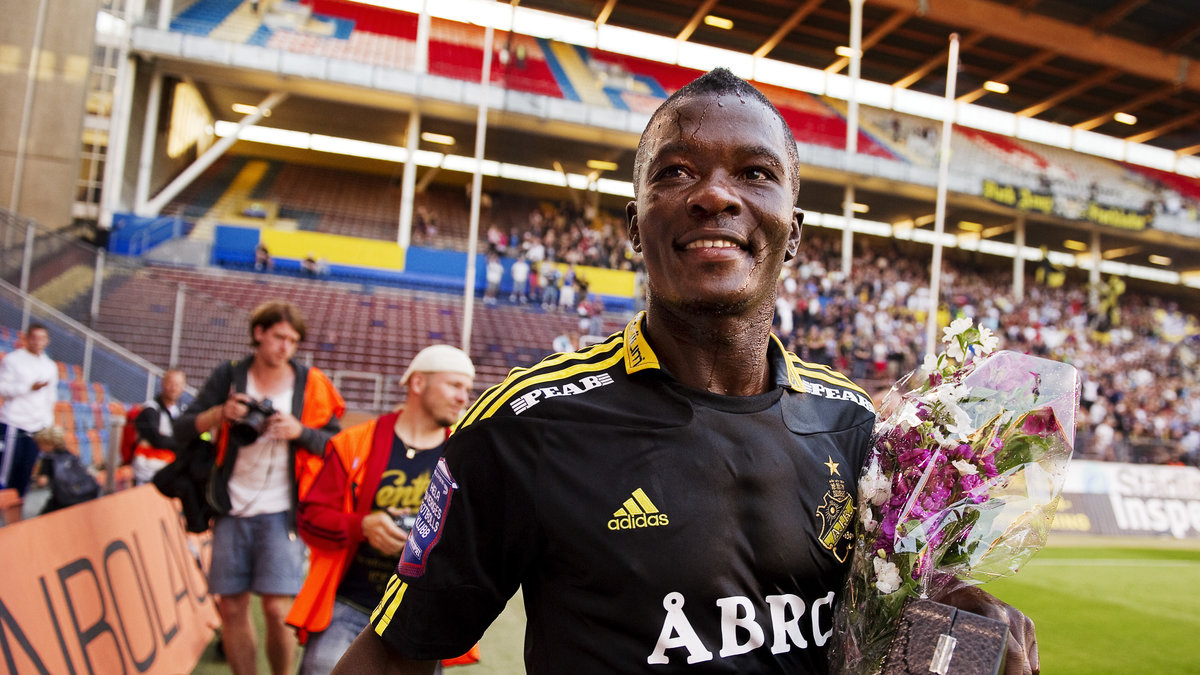 Teteh Bangura återvänder till AIK. 