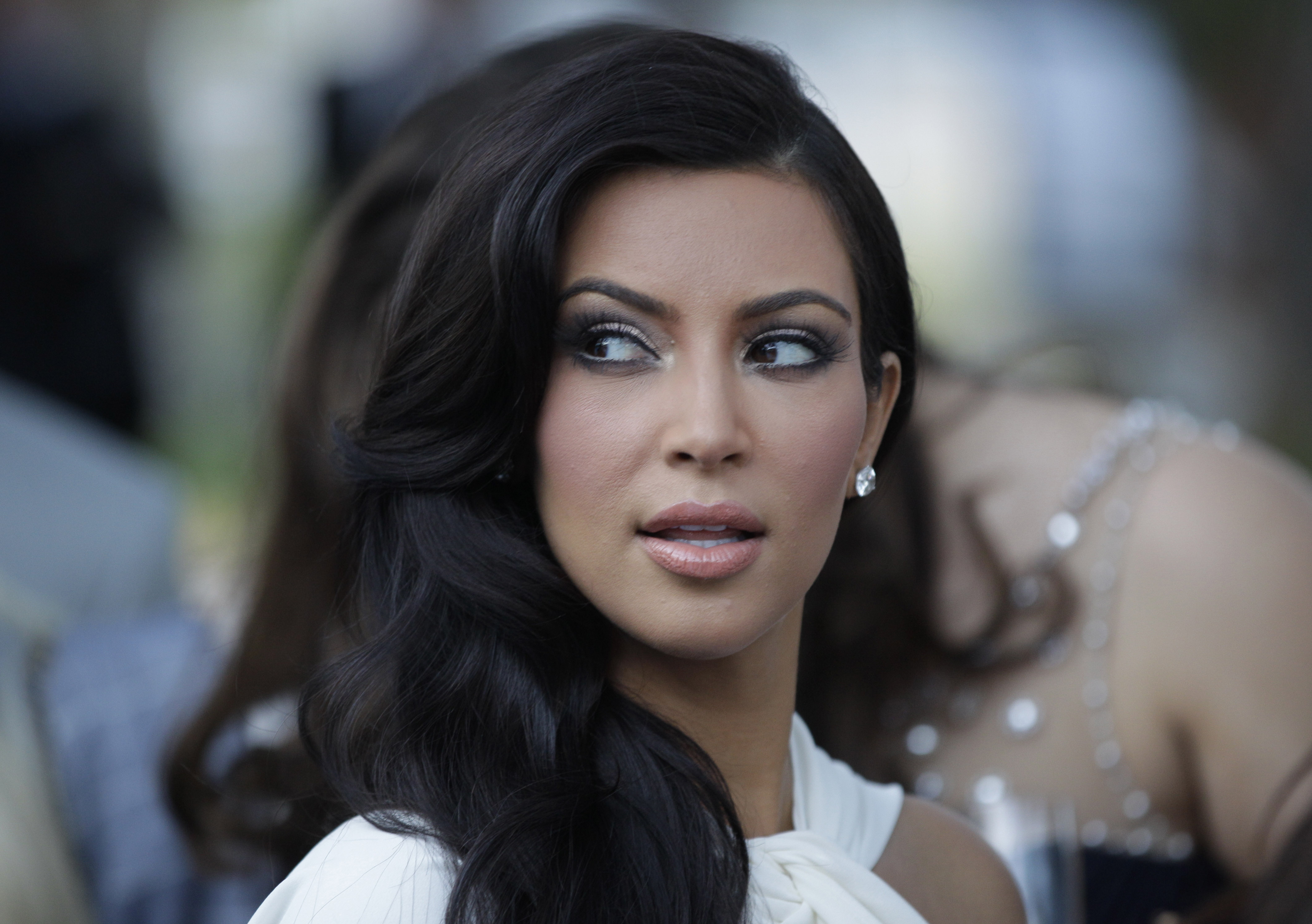 Kim Kardashian under en modeshow i Monaco på fredagen.