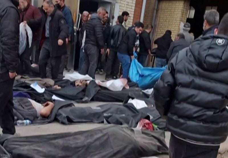 Liksäckar vid det kriminaltekniska centret Kahrizak i utkanten av Teheran. Beskuren stillbild från ett videoklipp filmat runt den 10 januari.