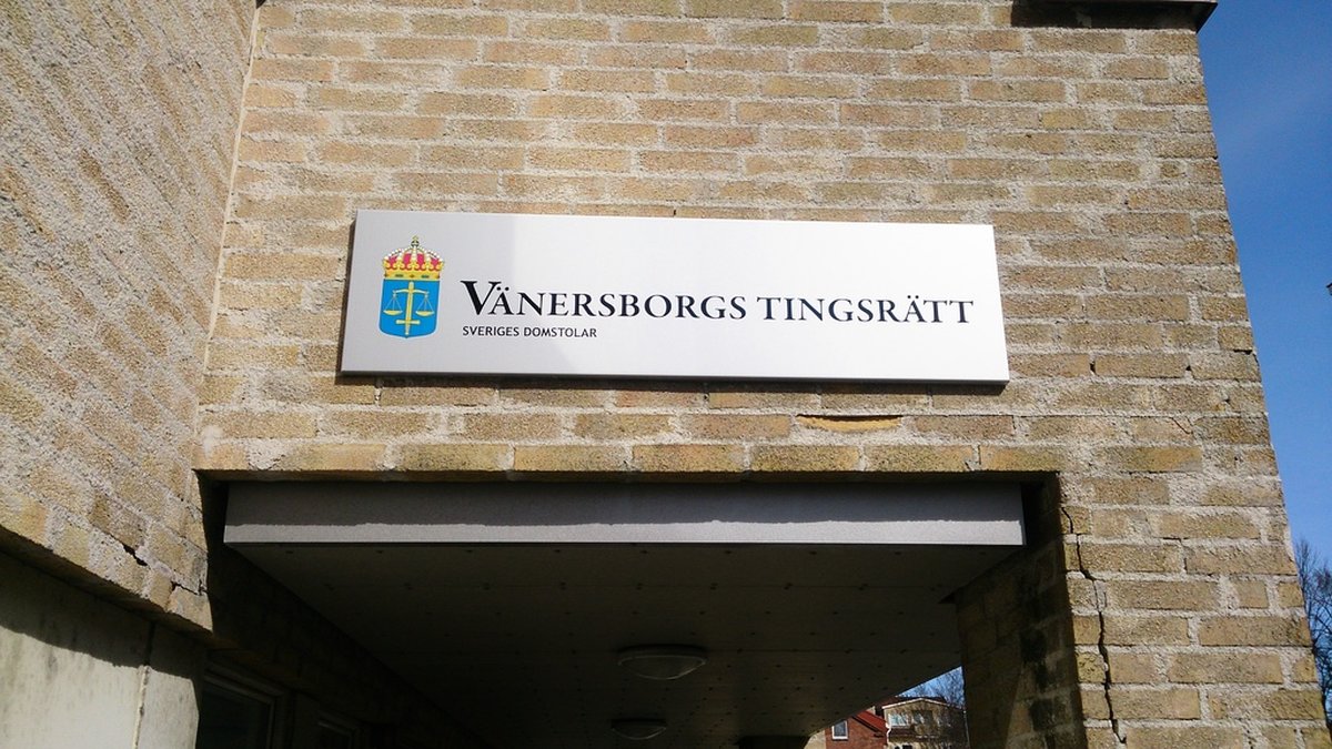 Man ändrade sitt betyg från F till E – döms till fängelse