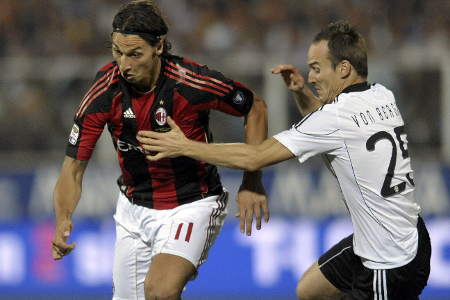 Zlatan Ibrahimovic missade en straff under debuten för Milan.