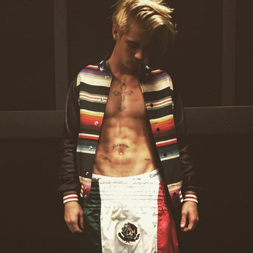 Justin Bieber vet vad följarna vill ha. Justin Bieber vet vad följarna vill ha.
