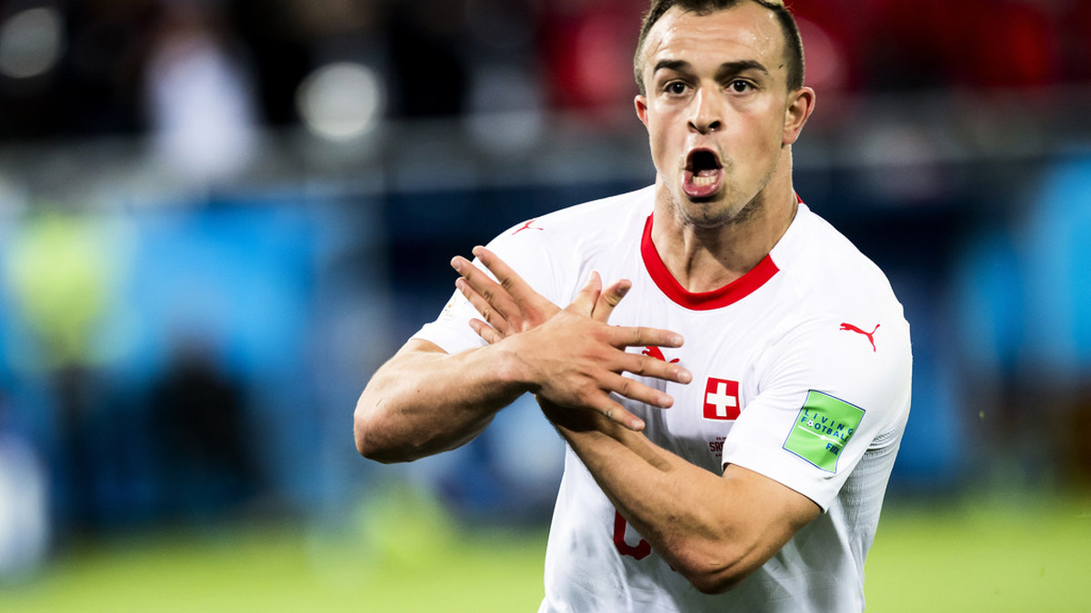 Schweiz Xherdan Shaqiri gjorde mål mot Serbien i VM 2018. Då valde han en kontroversiell målgest – nu möts Schweiz och Serbien igen. Arkivbild.