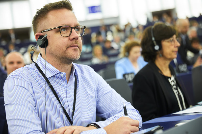 Federley under sin tid som EU-parlamentariker. Federley under sin tid som EU-parlamentariker.