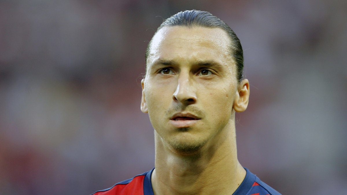 Zlatan Ibrahimovics fotskada stoppar honom från att spela morgondagens match mot Ajaccio.