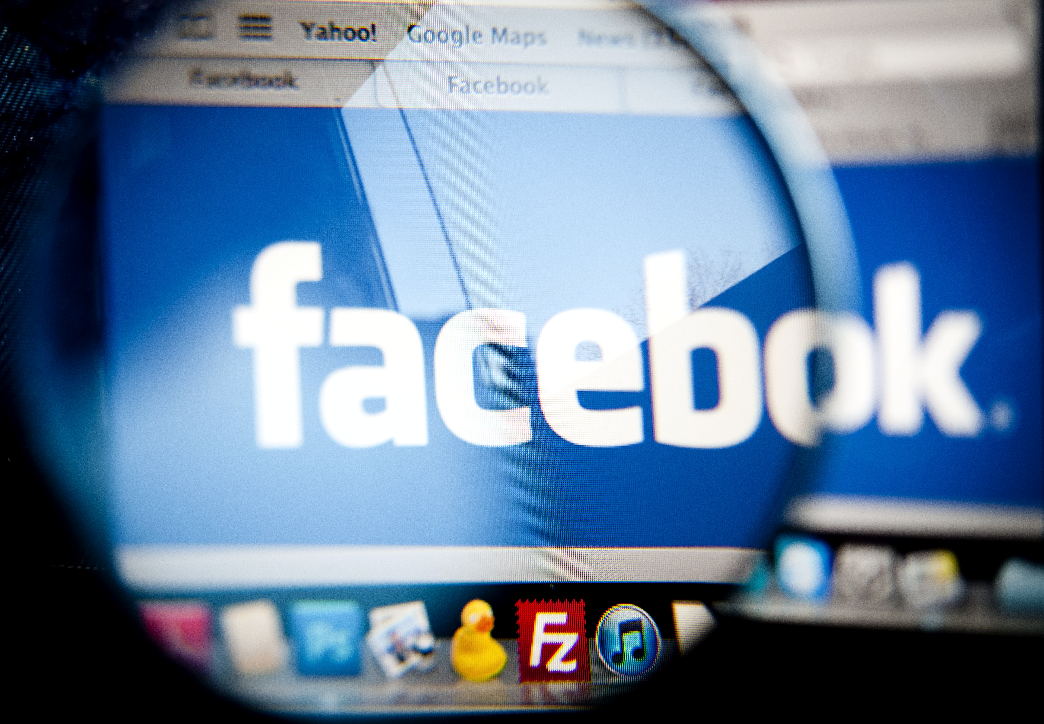 Facebook har en 13-års gräns men många barn registrerar sig med ett äldre personnummer. 