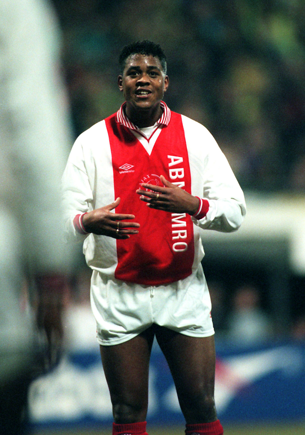 Han inledde karriären i Ajax år 1992 och vann Champions League med dem år 1995. Då avgjorde Patrick Kluivert. Han inledde karriären i Ajax år 1992 och vann Champions League med dem år 1995. Då avgjorde Patrick Kluivert.