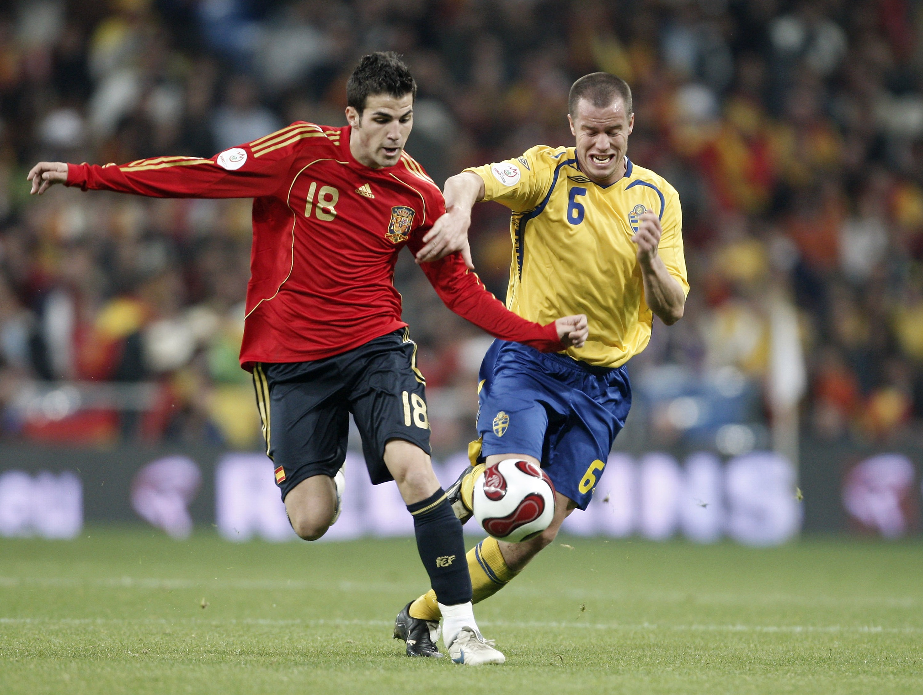 Daniel Andersson, som mötte Spanien med Sverige i EM 2008, tippar att Italien vinner med 2–1. Balotelli avgör.