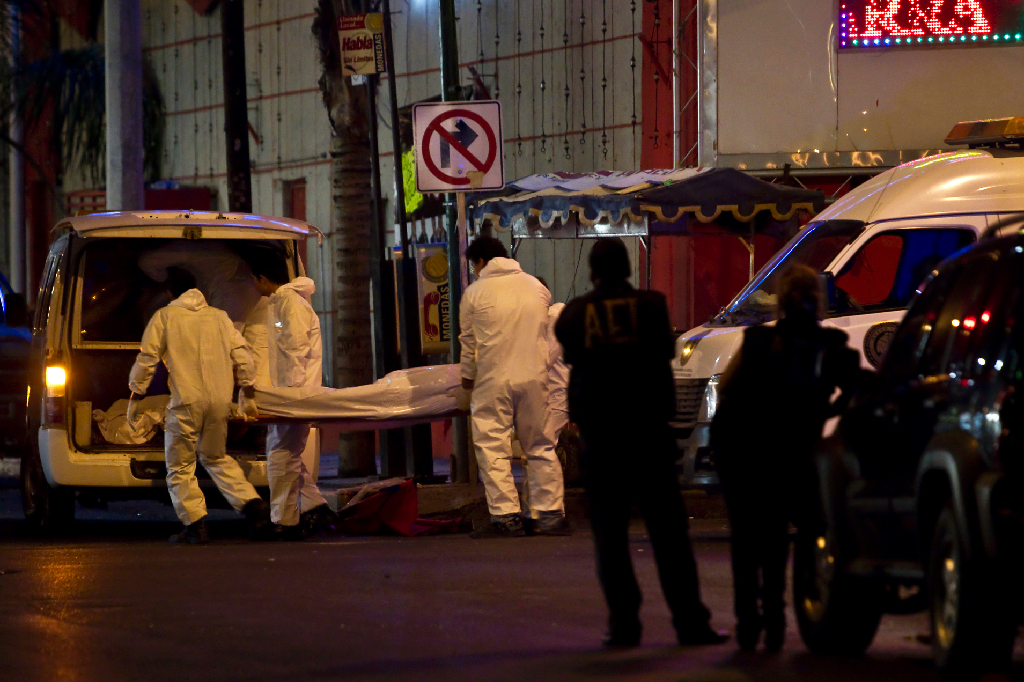 17 personer dog i en massaker den 8 juli 2011. Massakern skedde på en bar i Monterrey.