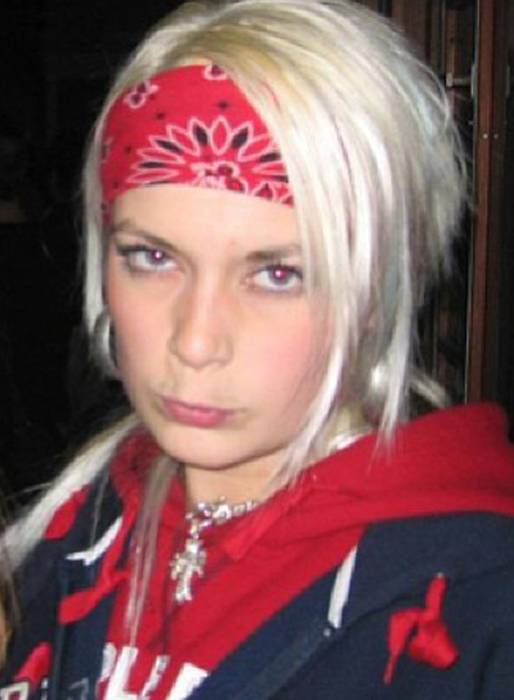 Så här cool var Sanna Bråding i bandana. Så här cool var Sanna Bråding i bandana.