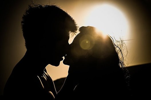 dating i mörkret Australien Daily Motion för-och nack delar med dejting på gymnasiet