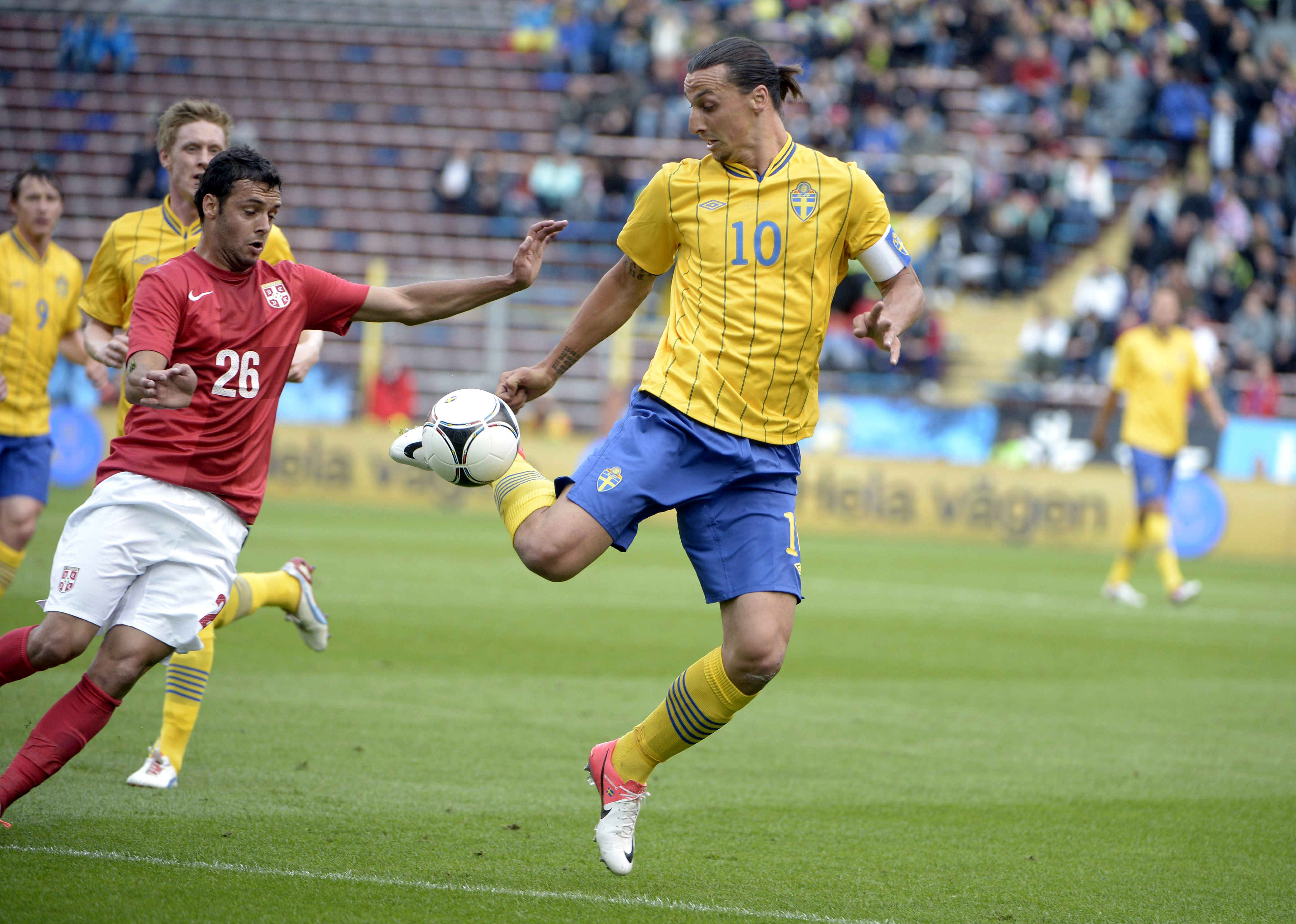 Zlatan spelade 80 minuter mot Serbien, gjorde ett straffmål och blev utsedd till matchens lirare.