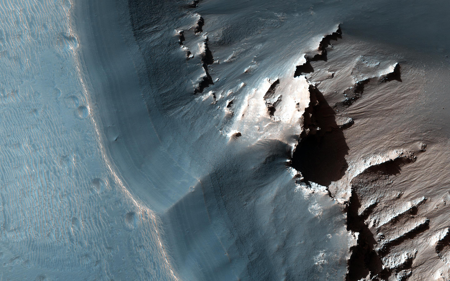 En annan del av Mars vid östra Noctis Labyrinthus-regionen.