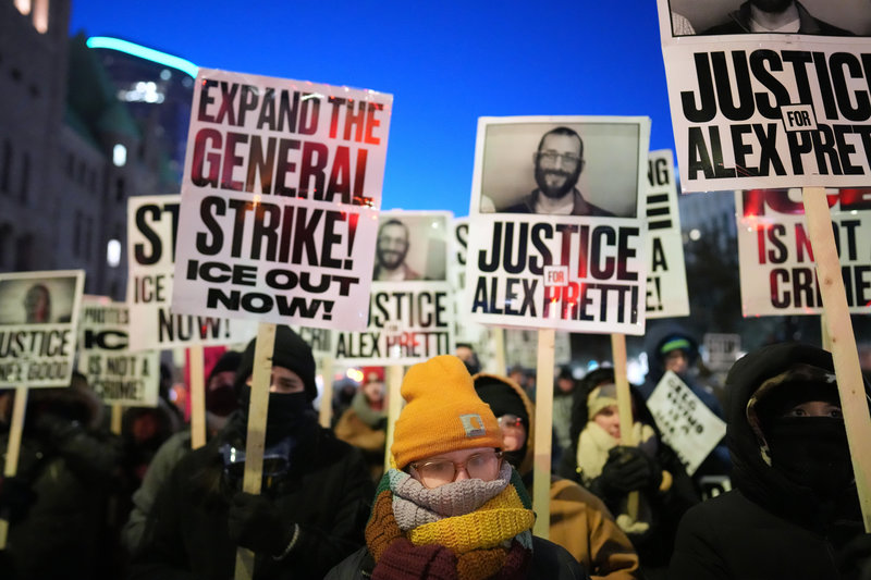 Demonstrationer mot ICE i Minneapolis. Foto: Adam Gray /AP/TT