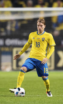 Oscar Lewicki: 14 miljoner kronor. Oscar Lewicki: 14 miljoner kronor.