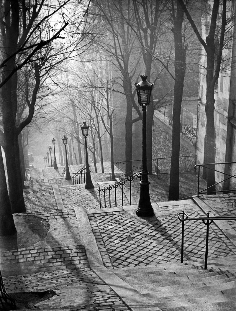 Vykortsvackert – trappa på Montmartre-kullen – fotograferad av Brassaï 1937.