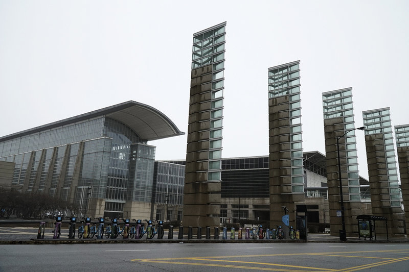 Mässhallen McCormick Place var länge ökänt, men på ett år har den blivit betydligt mindre farlig för fåglar.