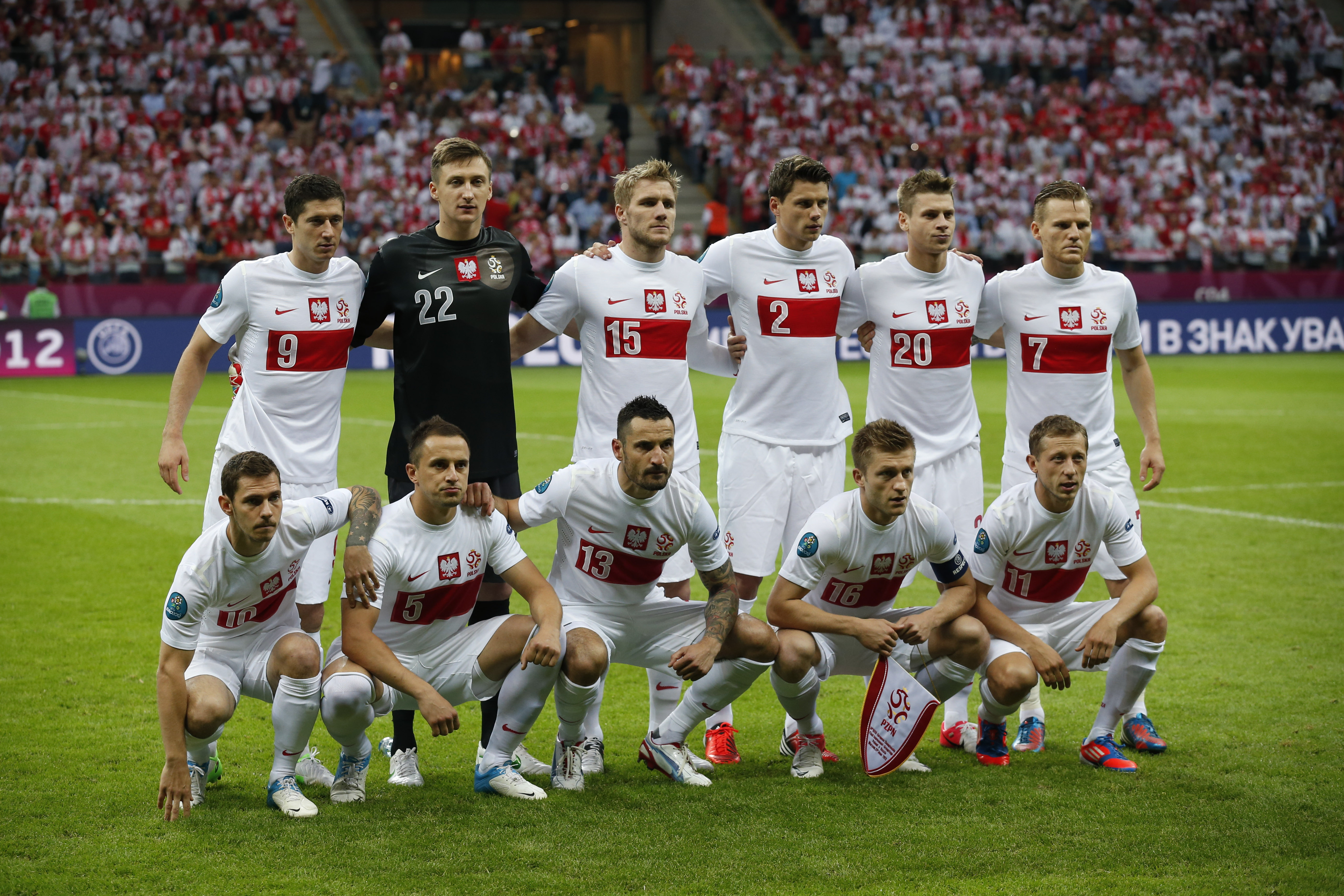 Polen vann inte en enda match och är tillsammans med Österrike den enda värdnationen som lyckats med den bedriften.