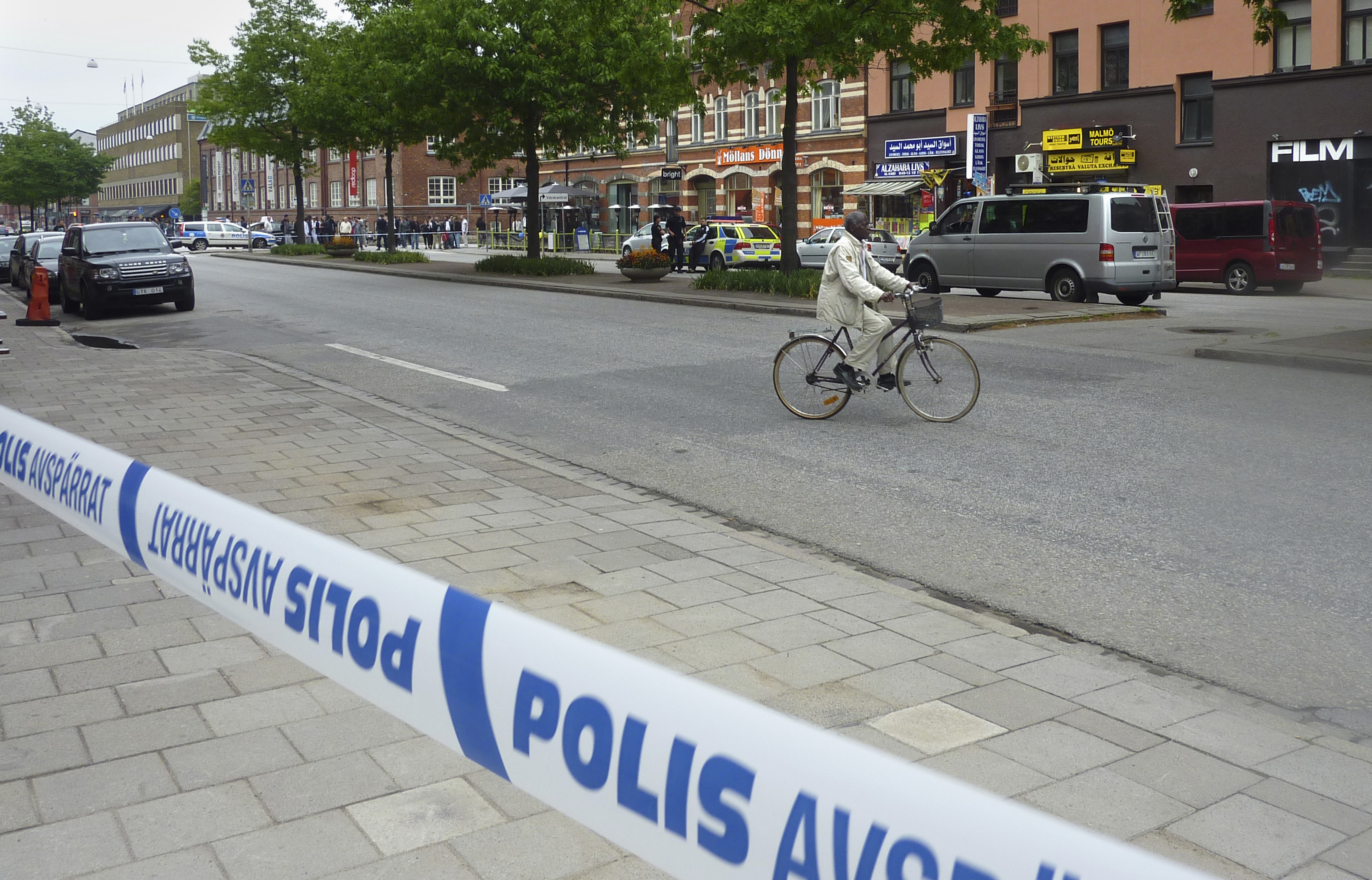 Bråket i Malmö slutade med att en man blev skjuten i foten