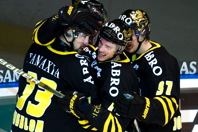 Nykomlingarna AIK imponerade stort och körde över Timrå med 7-2 på Hovet. Nykomlingarna AIK imponerade stort och körde över Timrå med 7-2 på Hovet.