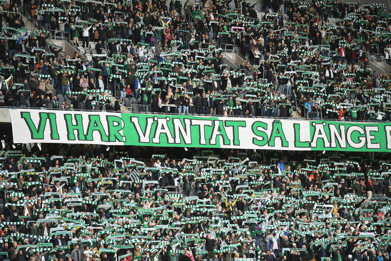 18 537 åskådare såg det damallsvenska derbyt mellan Hammarby och AIK på Tele2 arena 2021. Arkivbild.
