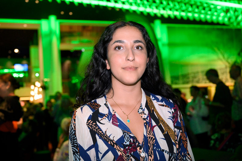 Grön ungdoms språkrör Aida Badeli på Miljöpartiets valvaka på Quality Hotel Globe på söndagskvällen.