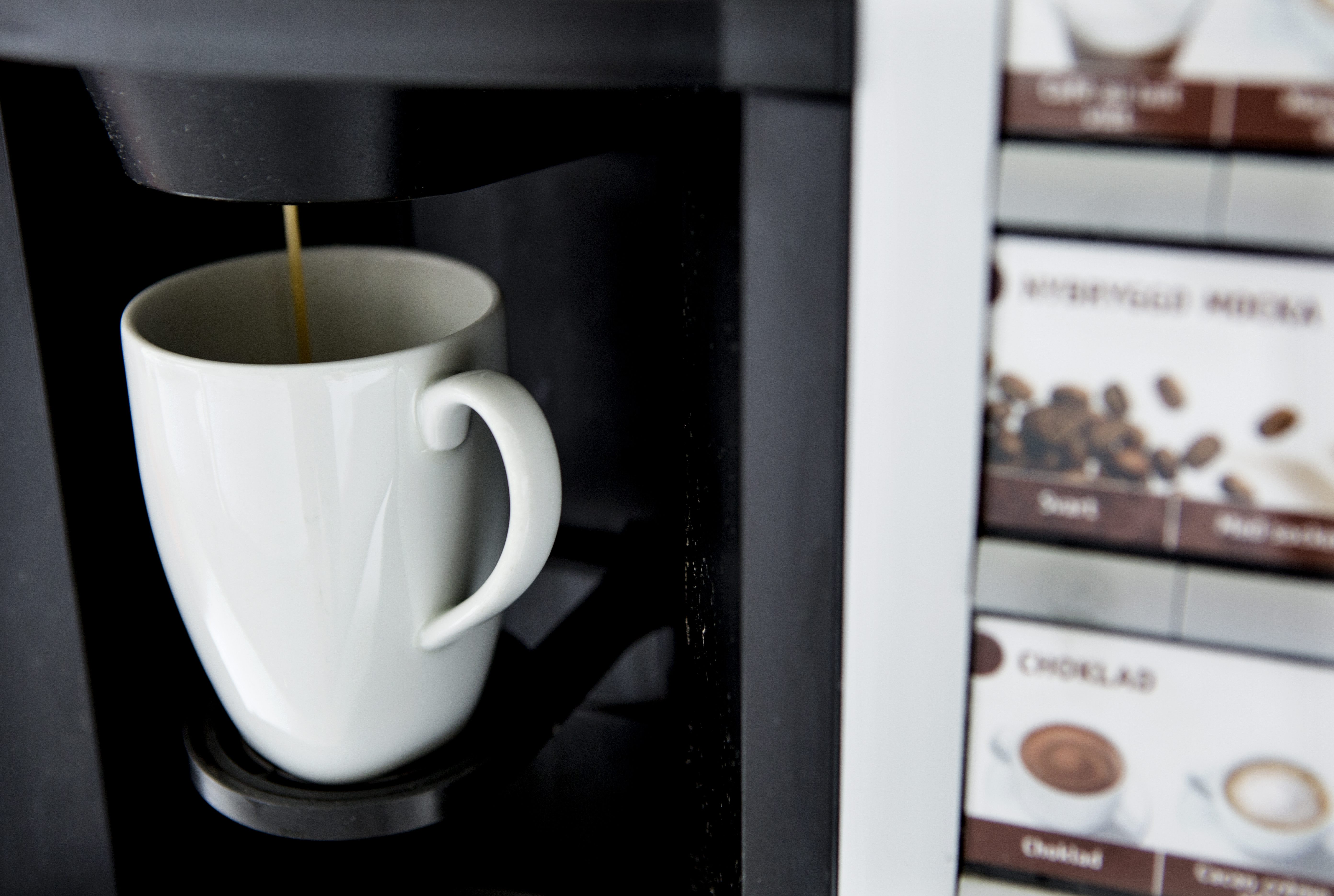 Kaffemaskinen sprider bakterier.