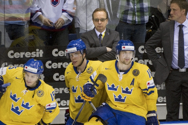 Johan Widell, Tjeckien, Krönika, Tre Kronor, Par Marts, ishockey