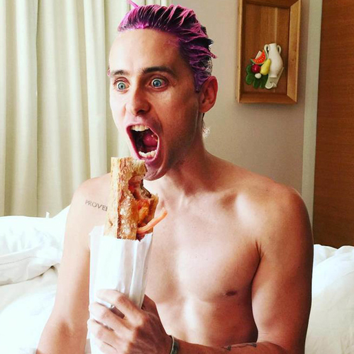 Jared Leto ser hungrig ut. Jared Leto ser hungrig ut.