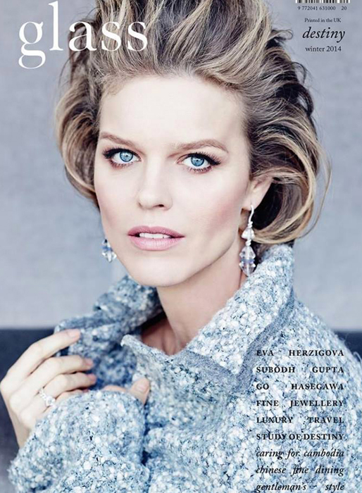 Eva Herzigova på omslaget av Glass. Eva Herzigova på omslaget av Glass.