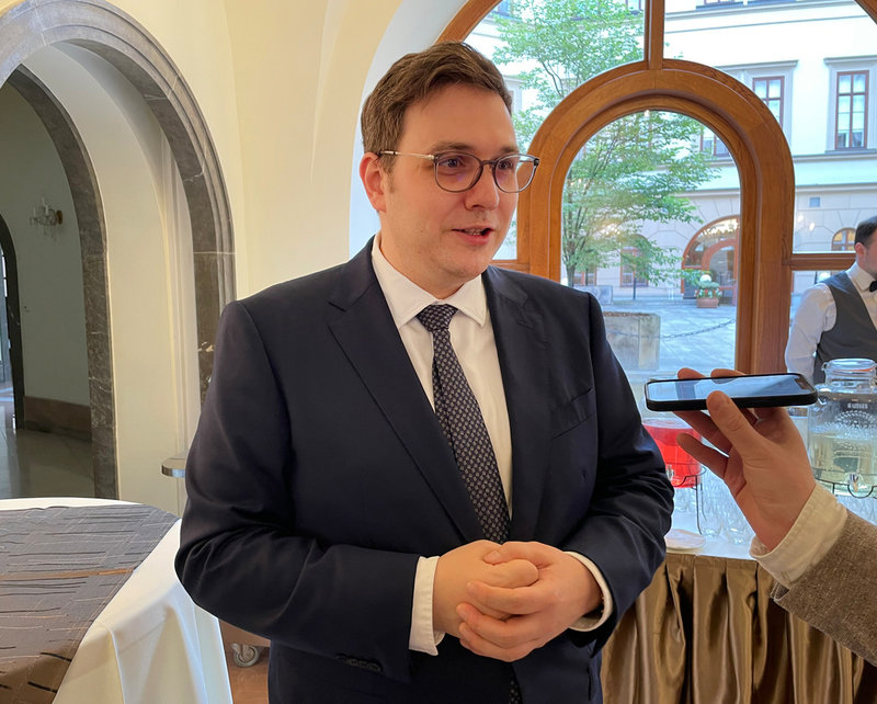 Tjeckiens utrikesminister Jan Lipavsky hoppas att parlamentet 'så snart som möjligt' kommer att ratificera Sveriges och Finlands medlemskap i Nato.