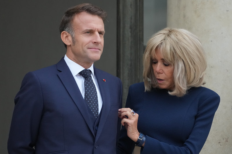 Emmanuel Macron och Brigitte Macron. Michel Euler/AP/TT Emmanuel Macron och Brigitte Macron. Michel Euler/AP/TT