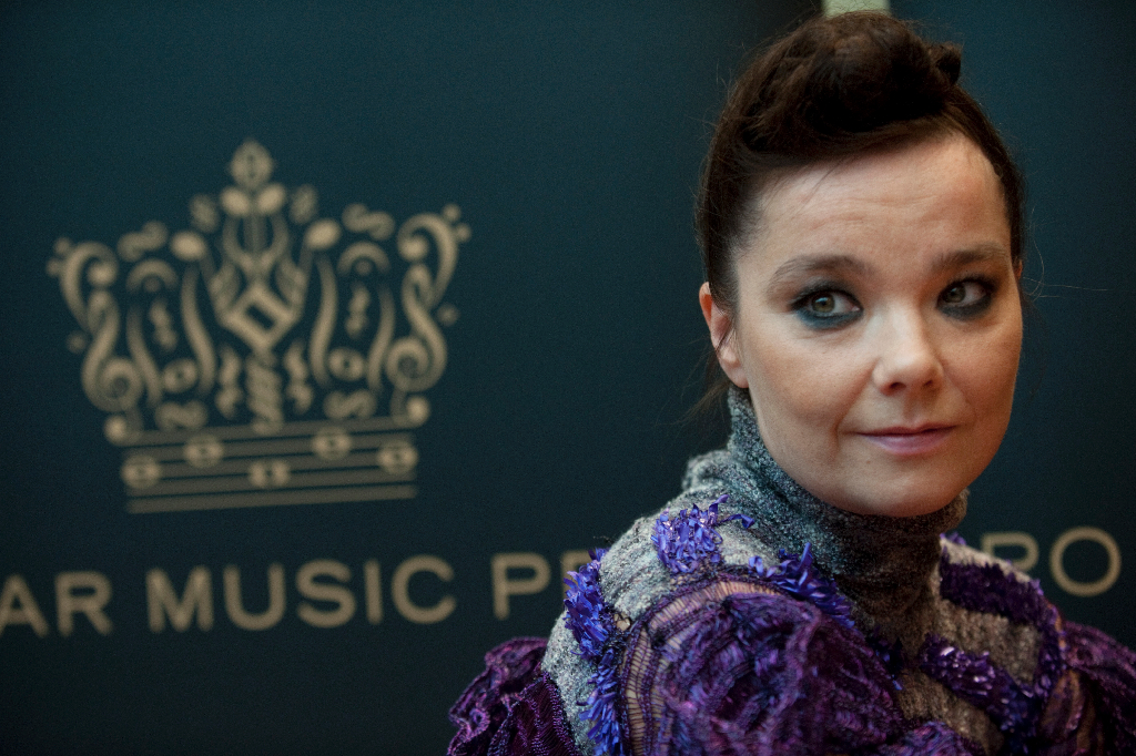 Världsartisen Björk spelar på söndag.
