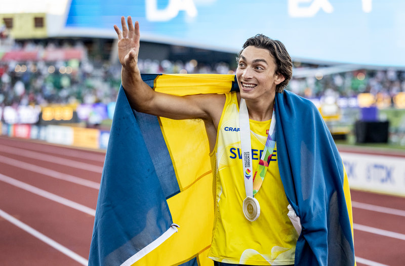 Armand Duplantis efter VM-guldet och världsrekordet i Eugene nyligen. Arkivbild.