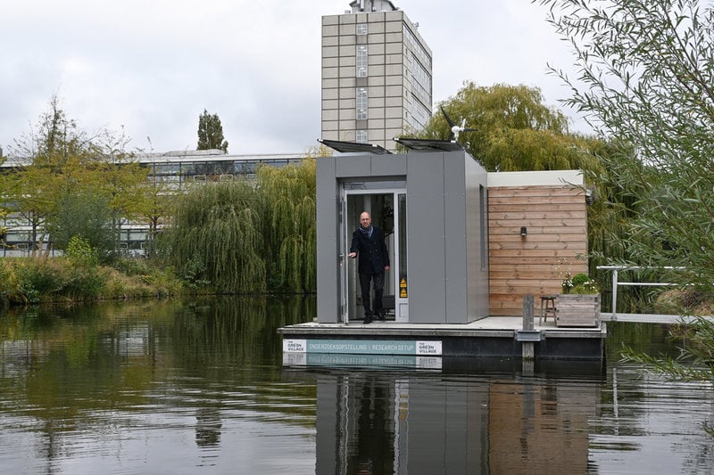 Verksamhetschefen Rutger de Graaf är en av grundarna till Blue 21, som specialiserat sig på flytande samhällen.
