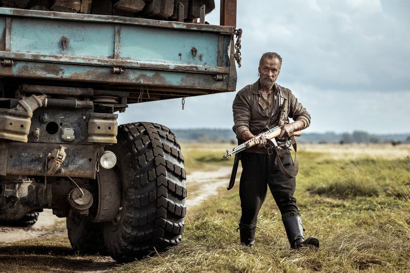 Jorma Tommila i actionfilmen "Sisu: Road to revenge". 